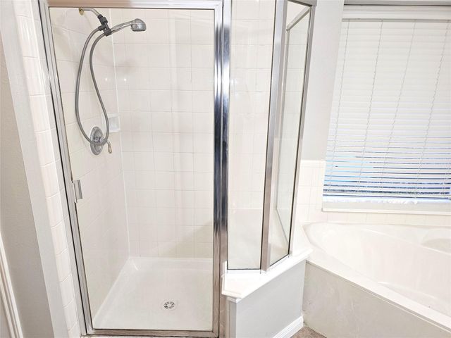 1411 Sunset Bay Court, Seabrook, TX 77586