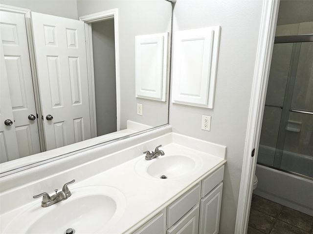 1411 Sunset Bay Court, Seabrook, TX 77586