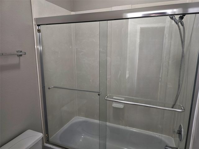 1411 Sunset Bay Court, Seabrook, TX 77586