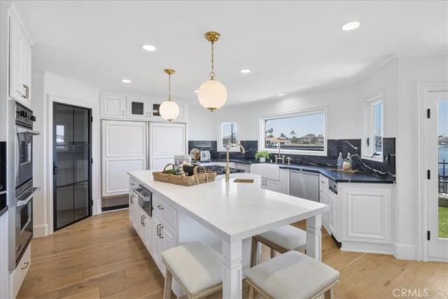 3342 Venture Drive, Huntington Beach, CA 92649
