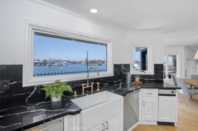 3342 Venture Drive, Huntington Beach, CA 92649