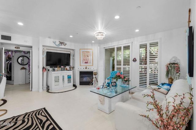 4336 Tradewinds Drive, Oxnard, CA 93035