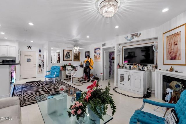 4336 Tradewinds Drive, Oxnard, CA 93035