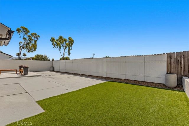 25802 Sycamore, Laguna Hills, CA 92653
