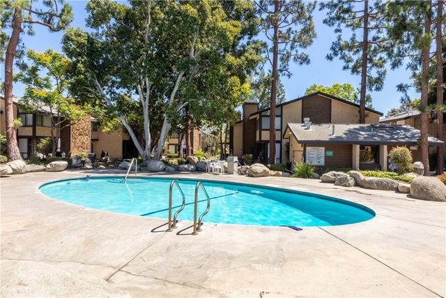 12750 Centralia 81, Lakewood, CA 90715