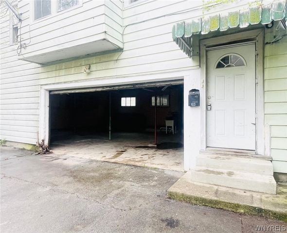 115 Stratford Road, Buffalo, NY 14216