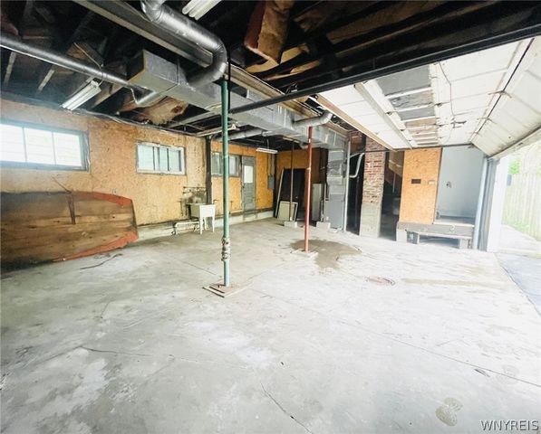 115 Stratford Road, Buffalo, NY 14216