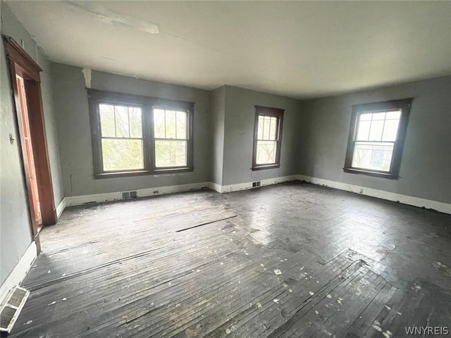 115 Stratford Road, Buffalo, NY 14216