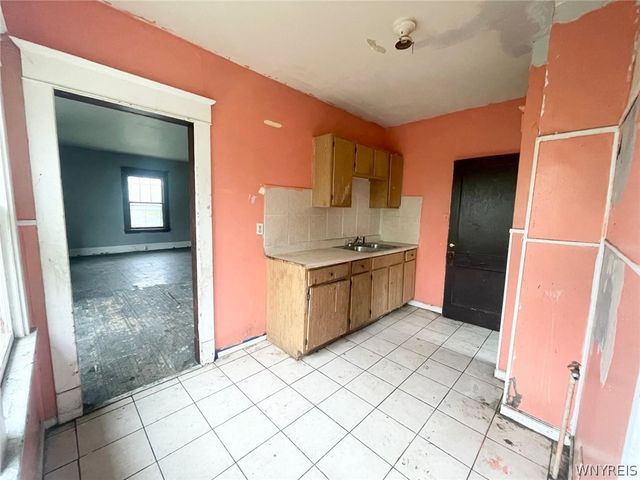 115 Stratford Road, Buffalo, NY 14216
