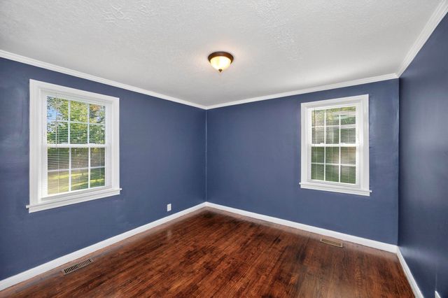 125 Neese Dr, Nashville, TN 37211