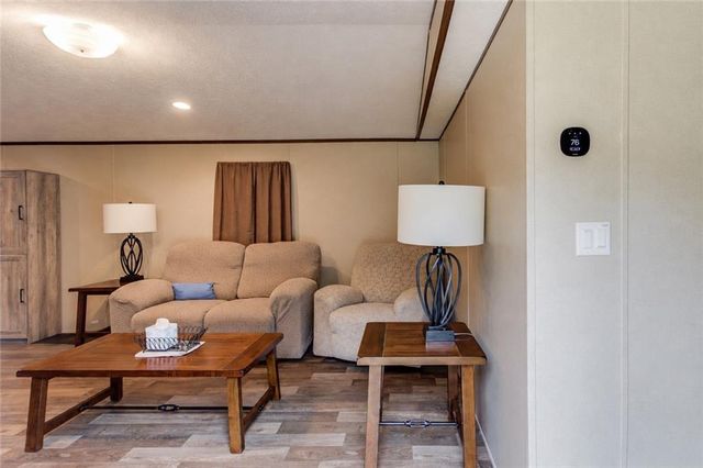 492 Gumlog Creek, Martin, GA 30557