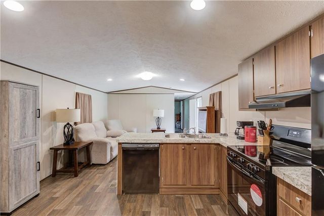 492 Gumlog Creek, Martin, GA 30557