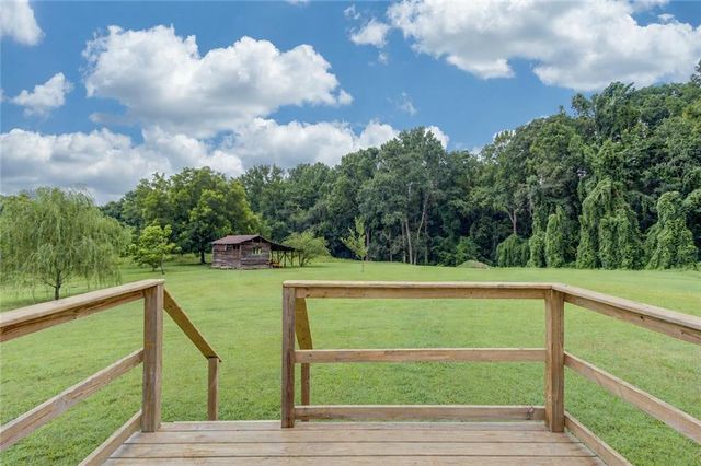 492 Gumlog Creek, Martin, GA 30557