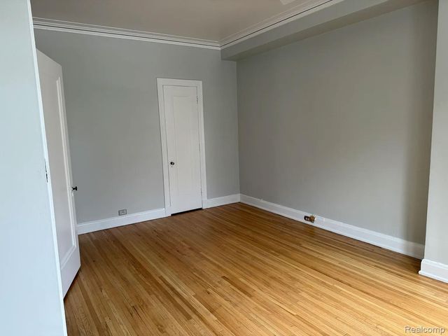 8162 E Jefferson Avenue M-B, Detroit, MI 48214