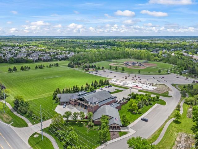 405 S Center Street 30, Northville, MI 48167