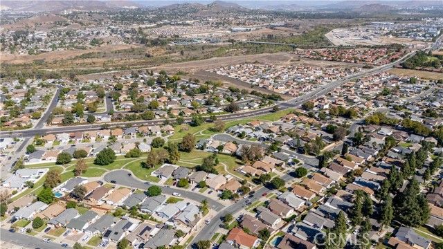 7000 Batavia, Riverside, CA 92503