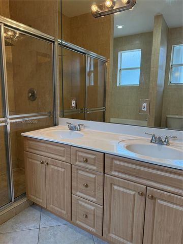 1055 NE 85th St 1055, Miami, FL 33138