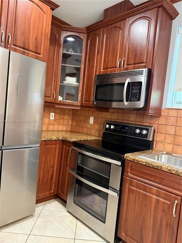 1055 NE 85th St 1055, Miami, FL 33138