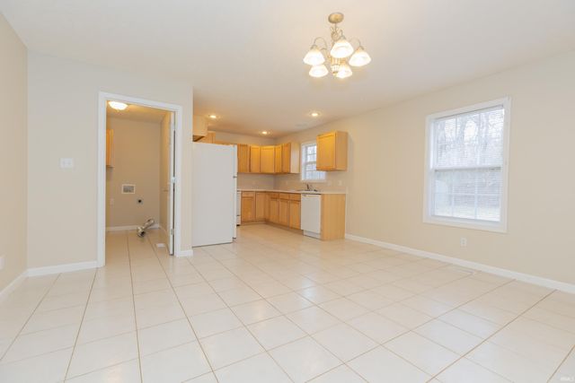 7778 Sandalwood Drive, Newburgh, IN 47630