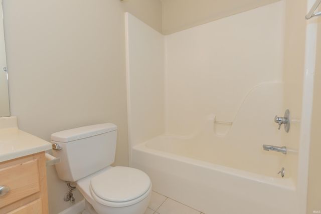 7778 Sandalwood Drive, Newburgh, IN 47630