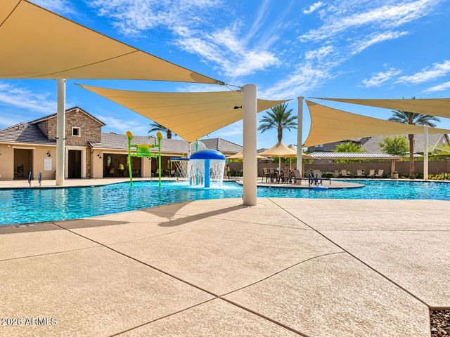 15973 W ELECTRA Lane, Surprise, AZ 85387