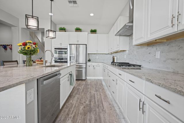 15973 W ELECTRA Lane, Surprise, AZ 85387