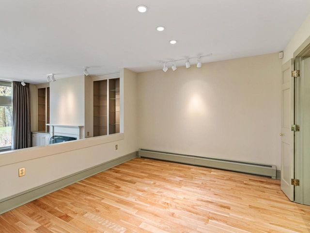 545 S Prospect St Unit 10, Burlington, VT 05401