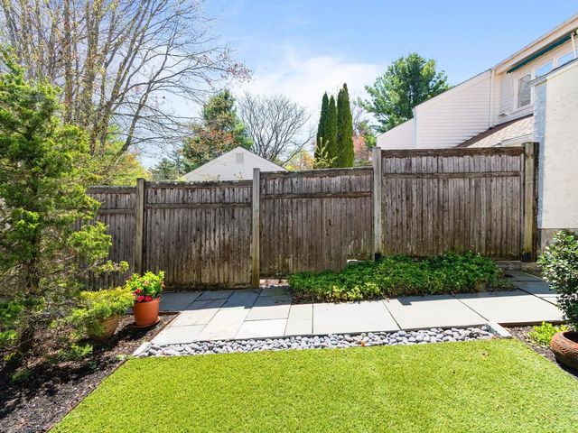 545 S Prospect St Unit 10, Burlington, VT 05401