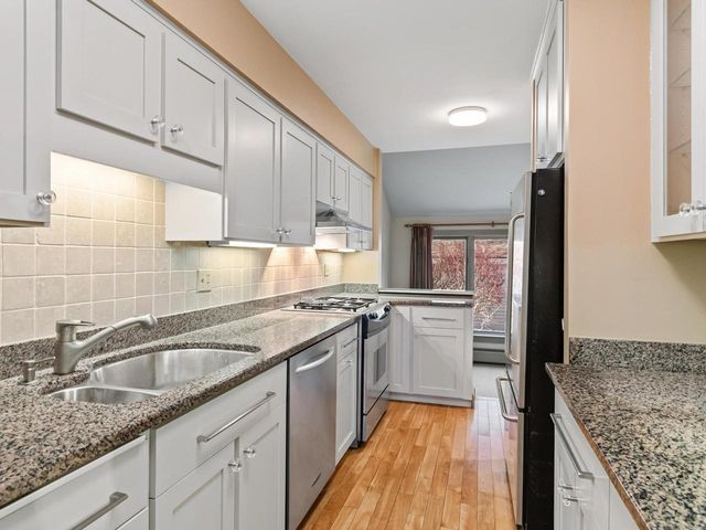 545 S Prospect St Unit 10, Burlington, VT 05401