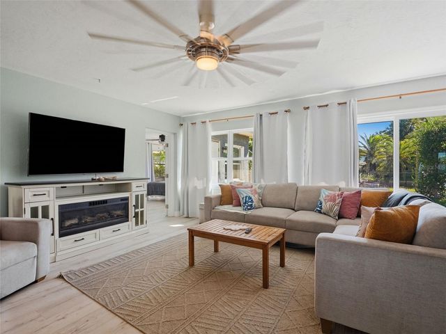 13730 MELANIE AVENUE, Hudson, FL 34667