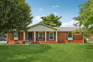 303 Davis Park Dr, Smyrna, TN 37167