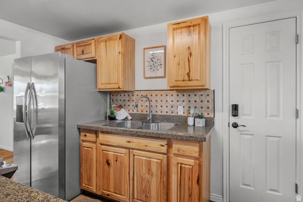 Image 10 of property listing at 3768 S 3025 ST, West Valley City, UT 84119