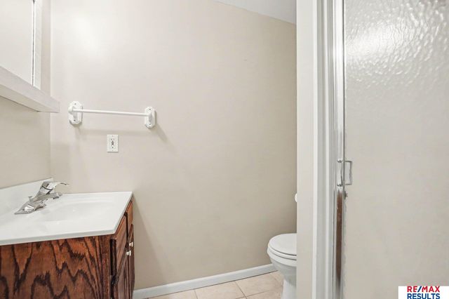 8919 Valley Street, Omaha, NE 68124