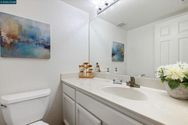 6521 Nottingham Pl 111, Dublin, CA 94568