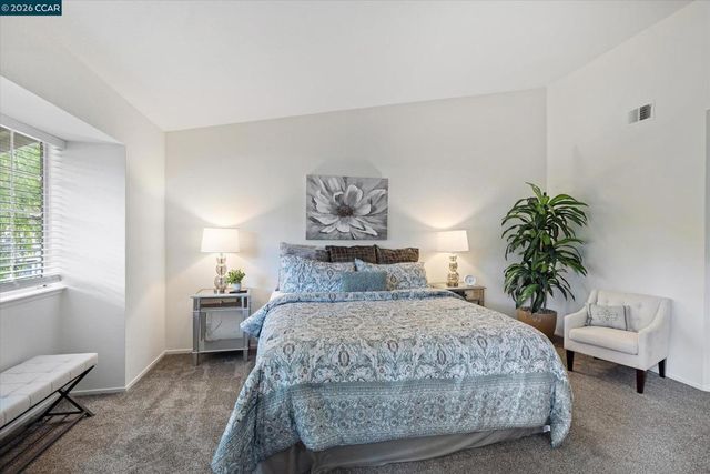 6521 Nottingham Pl 111, Dublin, CA 94568