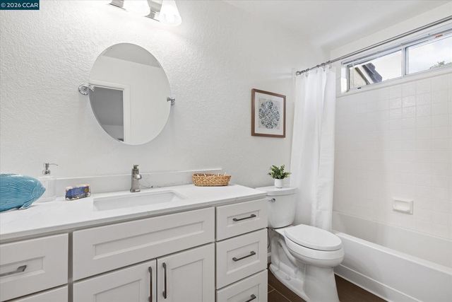 6521 Nottingham Pl 111, Dublin, CA 94568