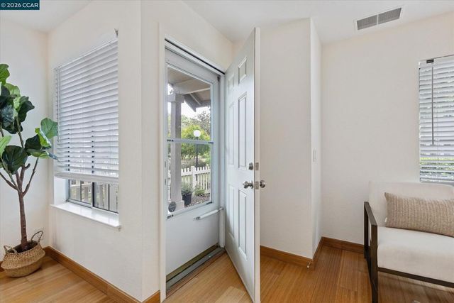 6521 Nottingham Pl 111, Dublin, CA 94568