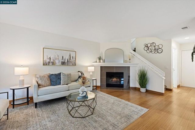 6521 Nottingham Pl 111, Dublin, CA 94568