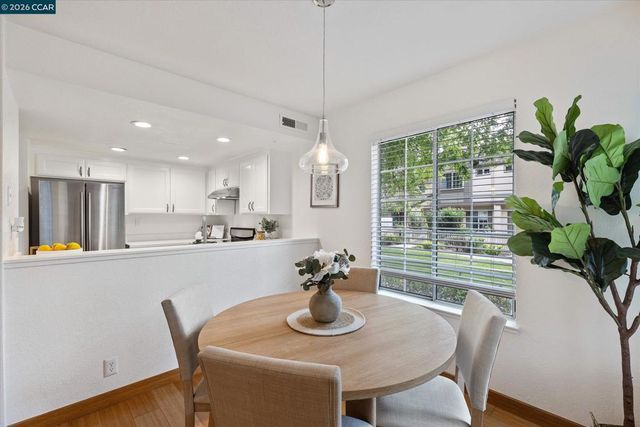 6521 Nottingham Pl 111, Dublin, CA 94568