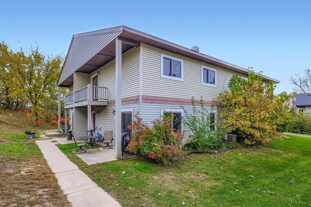 7924 Barbara Avenue, Inver Grove Heights, MN 55077