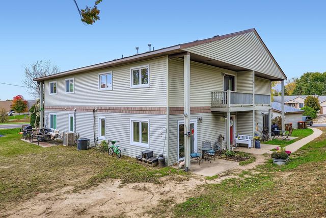 7924 Barbara Avenue, Inver Grove Heights, MN 55077