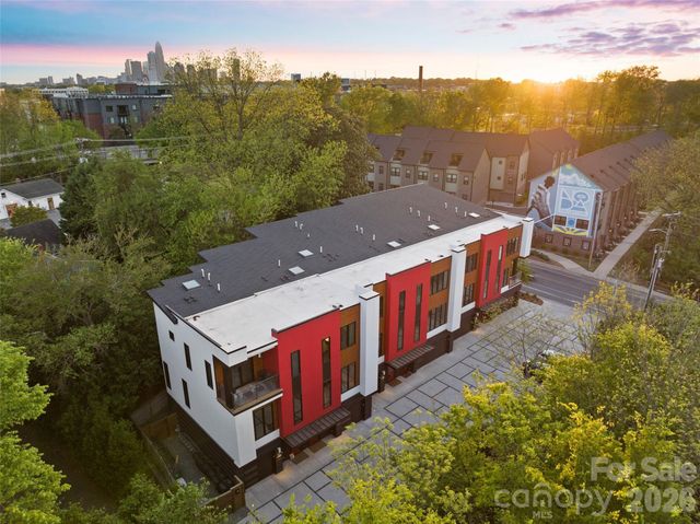 2716 N Davidson Street E, Charlotte, NC 28205