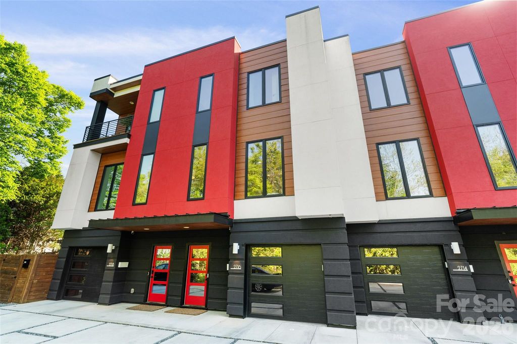 2716 N Davidson Street E, Charlotte, NC 28205