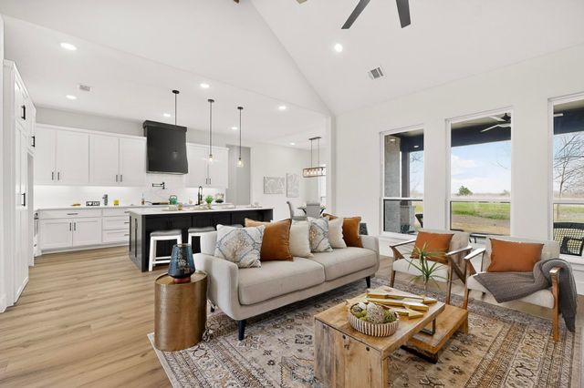 4961 County Road 1098, Celeste, TX 75423