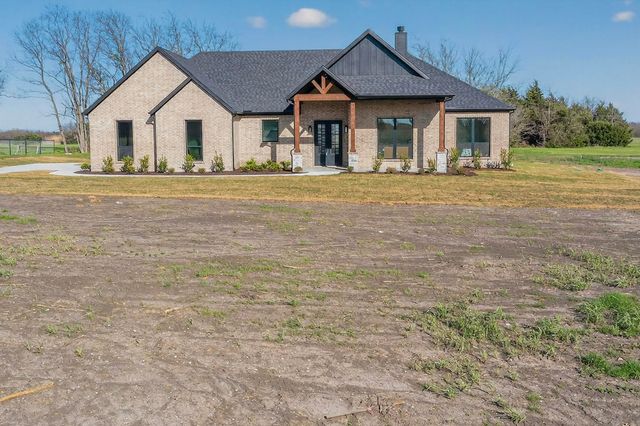 4961 County Road 1098, Celeste, TX 75423