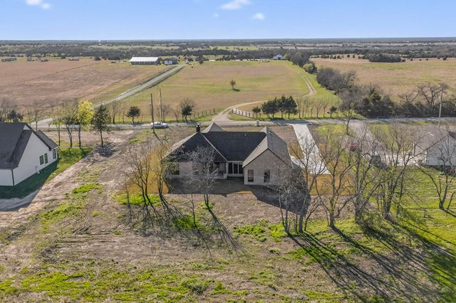4961 County Road 1098, Celeste, TX 75423