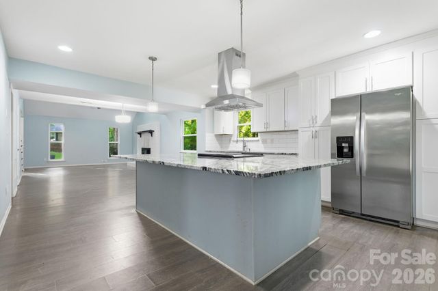 7401 Park Vista Circle, Charlotte, NC 28226
