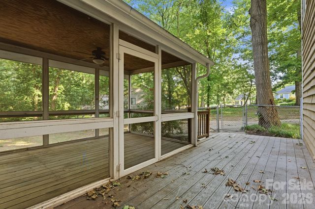 7401 Park Vista Circle, Charlotte, NC 28226