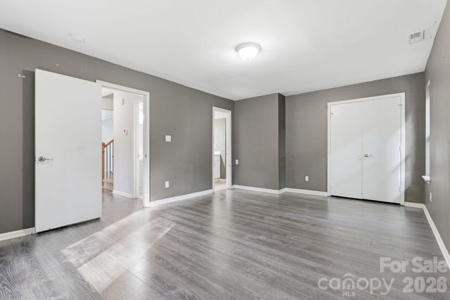 7401 Park Vista Circle, Charlotte, NC 28226