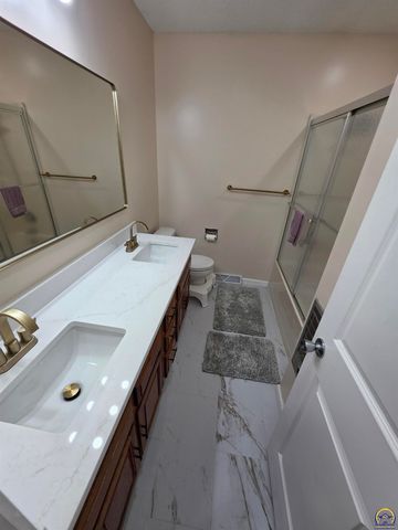 4540 NW Geronimo TRL, Topeka, KS 66618